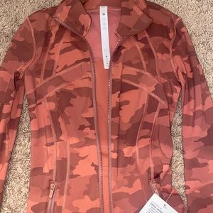 Lululemon define jacket size 2!